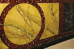 Imitation jaune de Sienne et marbre Griotte